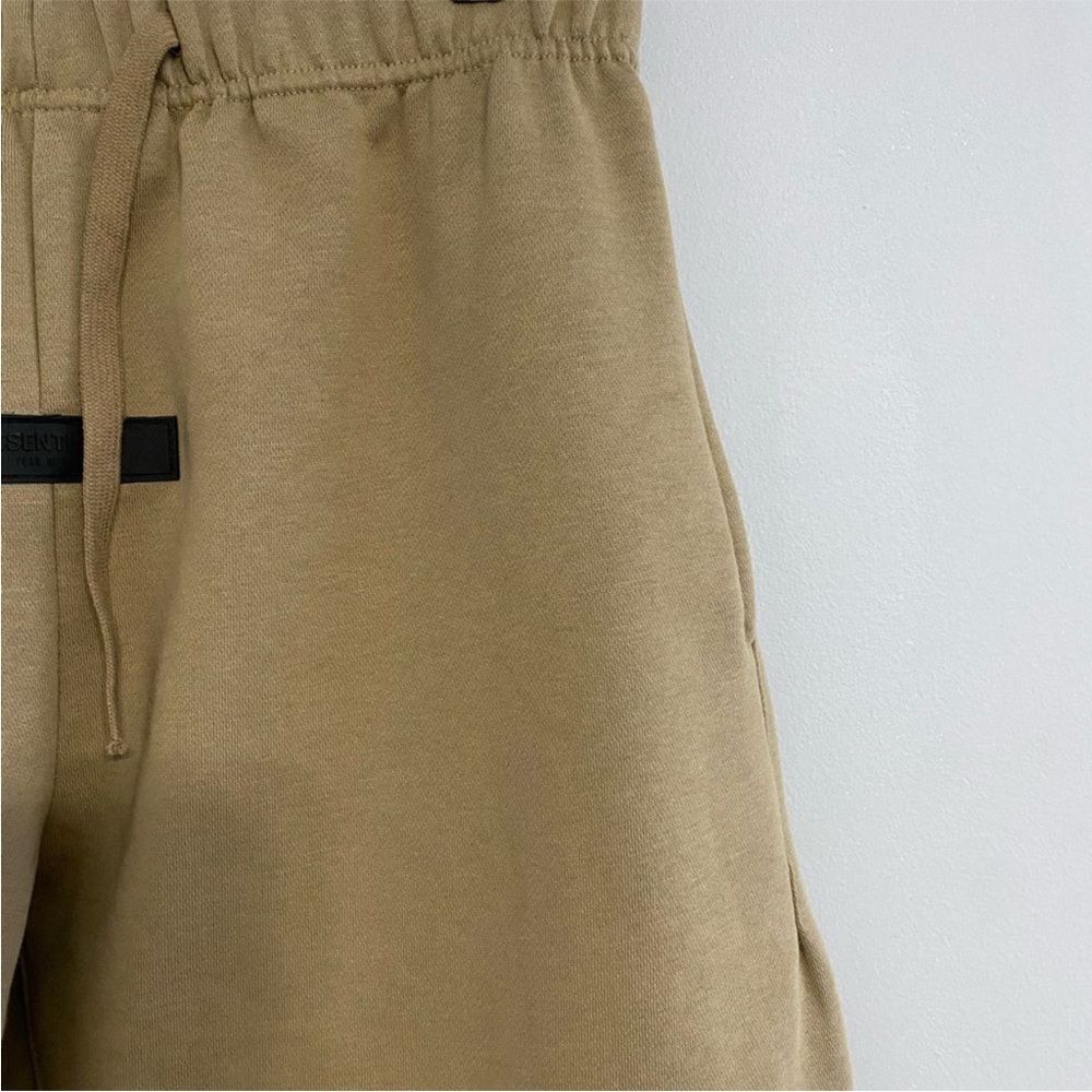 Fear of God Essentials Fleece Relaxed Sweatpants Women Size M - Picture 4 of 10